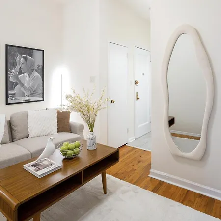 Cozy Apartment In The Upper East Side
